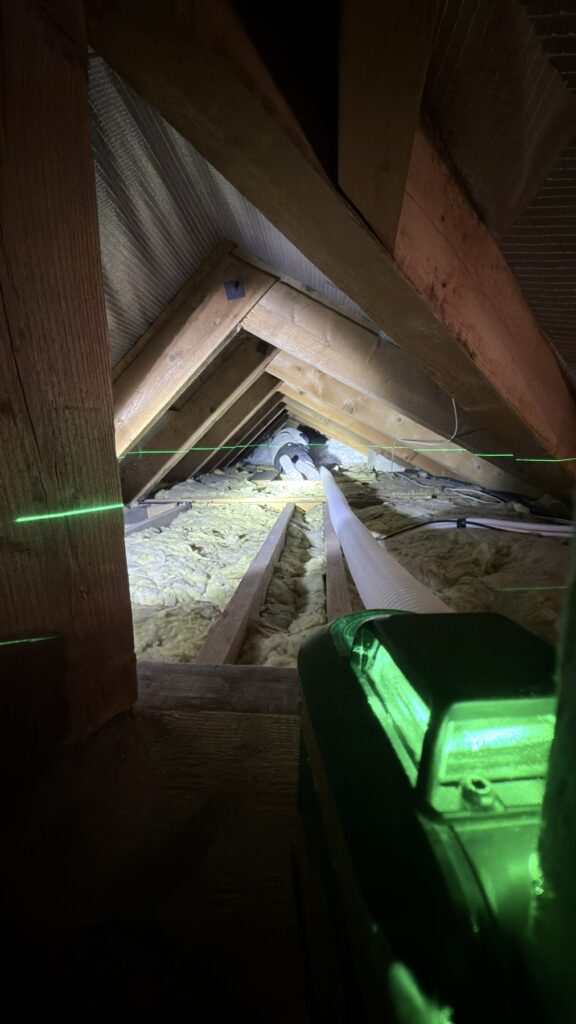 Oprava fúkanej izolácie